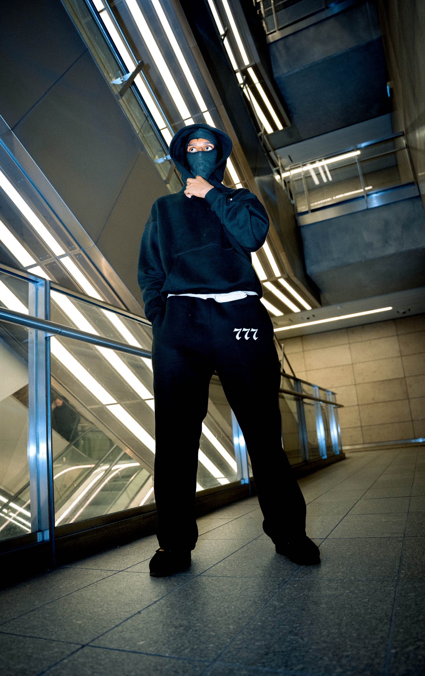 MSA JOGGING SET (BLACK)